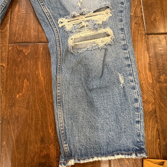 Abercrombie & Fitch The Mom High Rise Curve Love Distressed Jeans size 22 Short - Picture 6 of 11